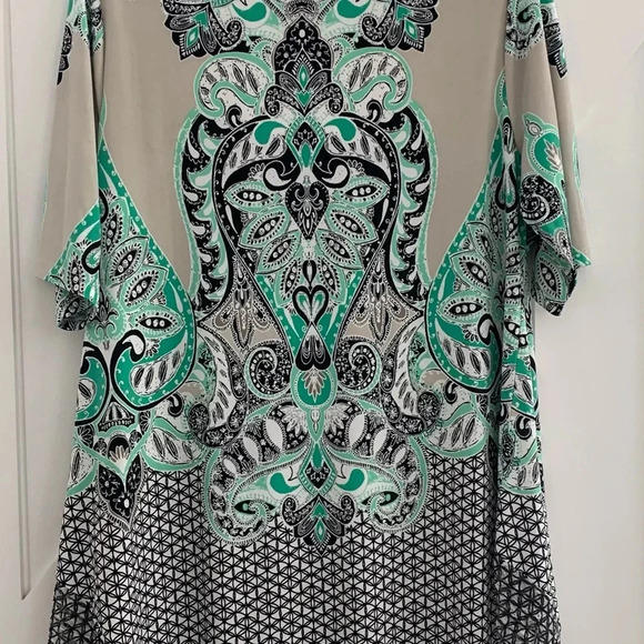 1X Style & Co Woman Short Sleeve Embellished Paisley Top - Picture 5 of 5